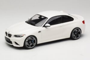 BMW M2 F87 Bílý Minichamps 1:18 155026104 Kov