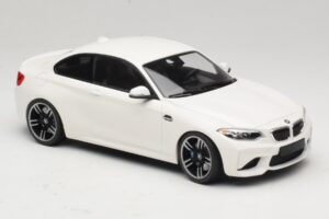 BMW M2 F87 Bílý Minichamps 1:18 155026104 Kov – obrázek 4 z 6