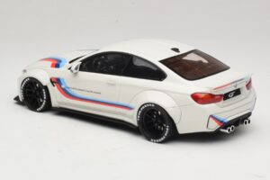 BMW M4 F82 Liberty Walk Náhradní Krabice GT Spirit 1:18 GT067-R1 Pryskyřice – obrázek 5 z 6