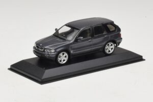 BMW X5 E53 4.4i Šedá Metalíza Náhradní Krabice Minichamps 1:43 80420393166-R1 Kov – obrázek 2 z 5
