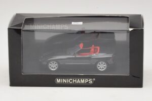 BMW Z1 Tmavě Zelená S Červeným Interiérem Minichamps 1:43 BMW021 Kov – obrázek 5 z 5