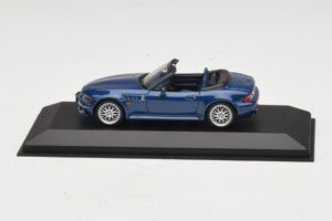 BMW Z3 E36/7 1.8 M Package Modrý Náhradní Krabice Minichamps 1:43 80429411714-R1 Kov