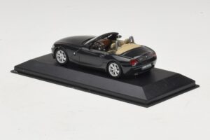 BMW Z4 E85 Černá Metalíza Náhradní Krabice Minichamps 1:43 80420144055-R1 Kov – obrázek 3 z 5