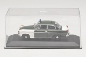 Borgward Isabella Polizei Frankfurt Minichamps 1:43 400096090 Kov – obrázek 4 z 5
