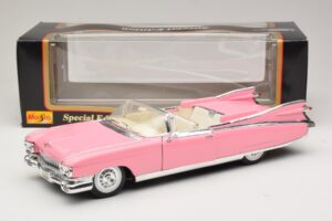 Cadillac Eldorado Biarritz Růžová Maisto 1:18 31813-P1 Kov – obrázek 8 z 8