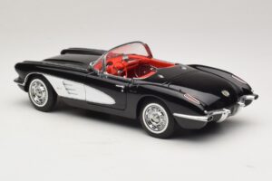 Chevrolet Corvette C1 Tuxedo Black AUTOart 1:18 71142 Kov – obrázek 7 z 8