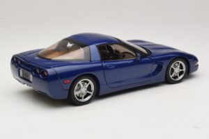 Chevrolet Corvette C5 Commemorative Edition Modrý AUTOart 1:18 71157 Kov – obrázek 4 z 9