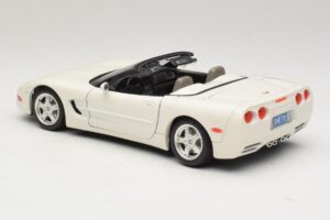 Chevrolet Corvette C5 Kabriolet Bílý Bburago 1:18 3076-P1 Kov – obrázek 7 z 8