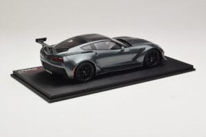Chevrolet Corvette C7 ZR-1 Shadow Grey Metallic TopSpeed 1:18 TS0148 Pryskyřice – obrázek 2 z 6
