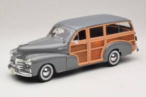 Chevrolet Fleetmaster Woody Šedý Maisto 1:18 31854 Kov