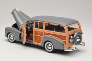 Chevrolet Fleetmaster Woody Šedý Maisto 1:18 31854 Kov – obrázek 5 z 8