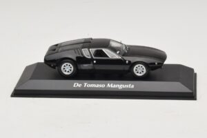 De Tomaso Mangusta Černý Maxichamps 1:43 De Tomaso Mangusta Černý Maxichamps 1:43 940127121 Kov