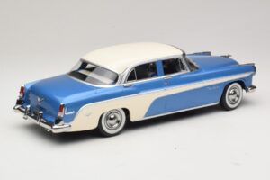 DeSoto Fireflite Sedan Modrá Metalíza & Krémová KK-Scale 1:18 KKDC181544 Kov – obrázek 2 z 6