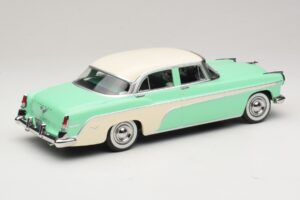DeSoto Fireflite Sedan Světle Zelená & Krémová KK-Scale 1:18 KKDC181543 Kov – obrázek 2 z 6