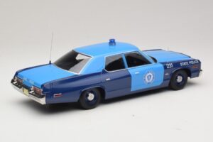 Dodge Monaco Massachusetts State Police KK-Scale 1:18 KKDC181154 Kov – obrázek 2 z 6