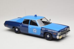 Dodge Monaco Massachusetts State Police KK-Scale 1:18 KKDC181154 Kov – obrázek 4 z 6