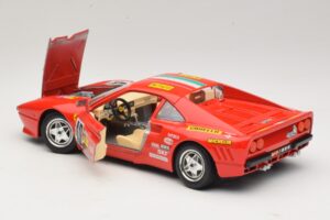 Ferrari 288 GTO #40 Červený Bburago 1:18 3027-P4 Kov – obrázek 5 z 8