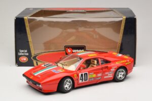 Ferrari 288 GTO #40 Červený Bburago 1:18 3027-P4 Kov – obrázek 8 z 8