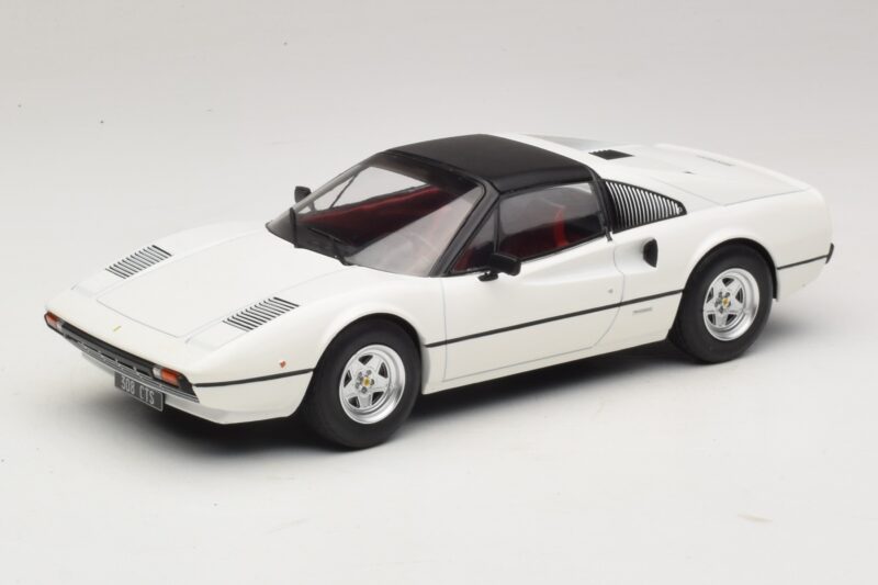 Ferrari 308 GTS Bílý MCG 1:18 MCG18664 Kov