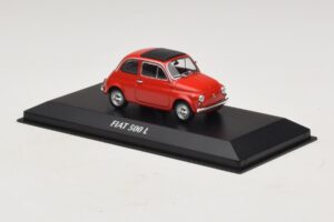 Fiat 500 L Červený Maxichamps 1:43 940121600 Kov – obrázek 3 z 5