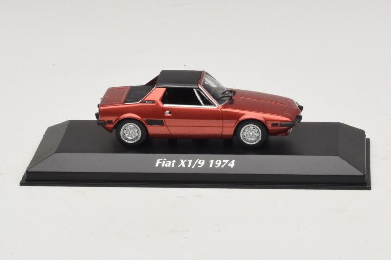 Fiat X1/9 Červený Maxichamps 1:43 940121662 Kov