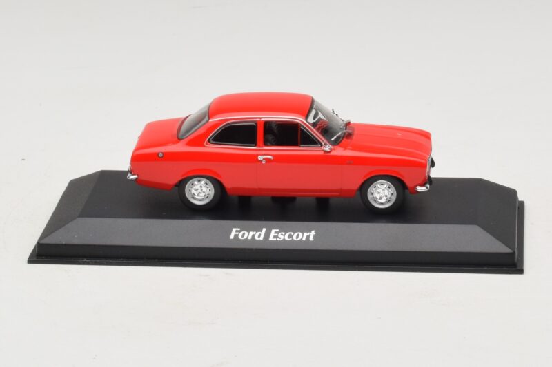 Ford Escort Mk1 Červený Maxichamps 1:43 940081001 Kov