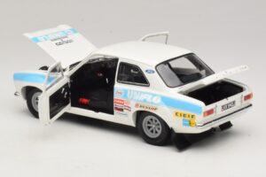Ford Escort Mk1 RS1600 #4 R. Clark / T. Mason Winners RAC Rally 1972 Minichamps 1:18 100728104 Kov – obrázek 5 z 8