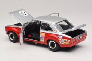 Ford Escort Mk1 TC #17 Stewart / C. Craft RAC Tourist Trophy Silverstone 1970 Minichamps 1:18 100708117 Kov – obrázek 5 z 8
