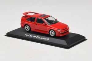 Ford Escort RS Cosworth Červený Maxichamps 1:43 940082100 Kov – obrázek 3 z 5