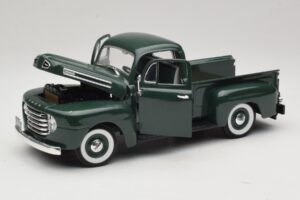 Ford F-1 Zelená Road Legends 1:18 92218 Kov – obrázek 2 z 8