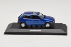 Ford Fiesta Mk4 Modrá Metalíza Maxichamps 1:43 Ford Fiesta Mk4 Modrá Metalíza Maxichamps 1:43 940085061 Kov