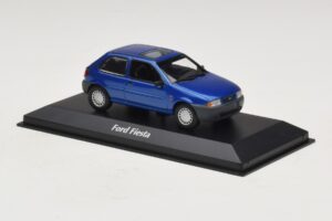 Ford Fiesta Mk4 Modrá Metalíza Maxichamps 1:43 940085061 Kov – obrázek 3 z 5