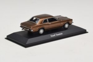 Ford Taunus TC Hnědá Metalíza Maxichamps 1:43 940081300 Kov – obrázek 2 z 5