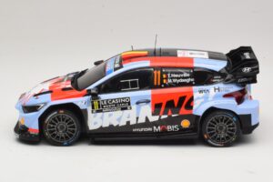 Hyundai i20 N Rally1 #11 T. Neuville / M. Wydaeghe Rally Monte Carlo 2026 IXO 1:18 18RMC270B Kov – obrázek 3 z 6