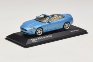 Jaguar XK X150 Kabriolet Světle Modrá Metalíza Minichamps 1:43 400130530 Kov – obrázek 2 z 5