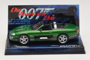 Jaguar XKR X100 Roadster Die Another Day Minichamps 1:43 045149 Kov