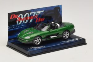 Jaguar XKR X100 Roadster Die Another Day Minichamps 1:43 045149 Kov – obrázek 2 z 5
