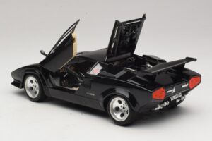 Lamborghini Countach 5000 Quattrovalvole Černý Bburago 1:18 3337 Kov – obrázek 5 z 8