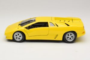 Lamborghini Diablo Žlutý Maisto 1:18 32803 Kov – obrázek 4 z 8