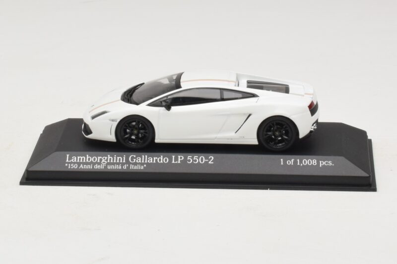 Lamborghini Gallardo LP550-2 Tricolore Bílý Minichamps 1:43 Lamborghini Gallardo LP550-2 Tricolore Bílý Minichamps 1:43 400103801 Kov