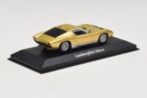 Lamborghini Miura P400 Zlatý Maxichamps 1:43 940103002 Kov – obrázek 2 z 5