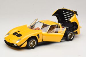 Lamborghini Miura SVR Žlutý & Černý Kyosho 1:18 08319GY Kov – obrázek 2 z 8