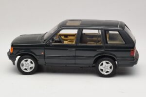 Land Rover Range Rover P38A 4.6 HSE Zelená Metalíza AUTOart 1:18 70010 Kov – obrázek 4 z 8
