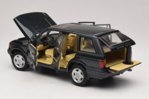 Land Rover Range Rover P38A 4.6 HSE Zelená Metalíza AUTOart 1:18 70010 Kov – obrázek 5 z 8