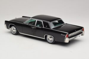 Lincoln Continental Černý KK-Scale 1:18 KKDC181483 Kov – obrázek 5 z 6