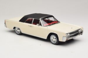 Lincoln Continental Convertible Bílý John F. Kennedy KK-Scale 1:18 KKDC181523 Kov – obrázek 5 z 7