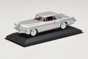 Lincoln Continental Mark II Stříbrná Minichamps 1:43 400082301 Kov – obrázek 2 z 4