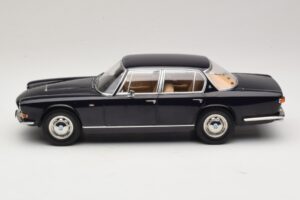Maserati Quattroporte I Tmavě Modrá KK-Scale 1:18 KKDC181513 Kov – obrázek 3 z 6