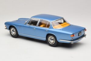 Maserati Quattroporte I Světle Modrá Metalíza KK-Scale 1:18 KKDC181514 Kov – obrázek 5 z 6