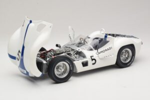 Maserati Tipo 61 #5 Camoradi S. Moss / D. Gurney 1000km Nurburgring Winner 1960 Minichamps 1:12 120601205 Kov – obrázek 2 z 8